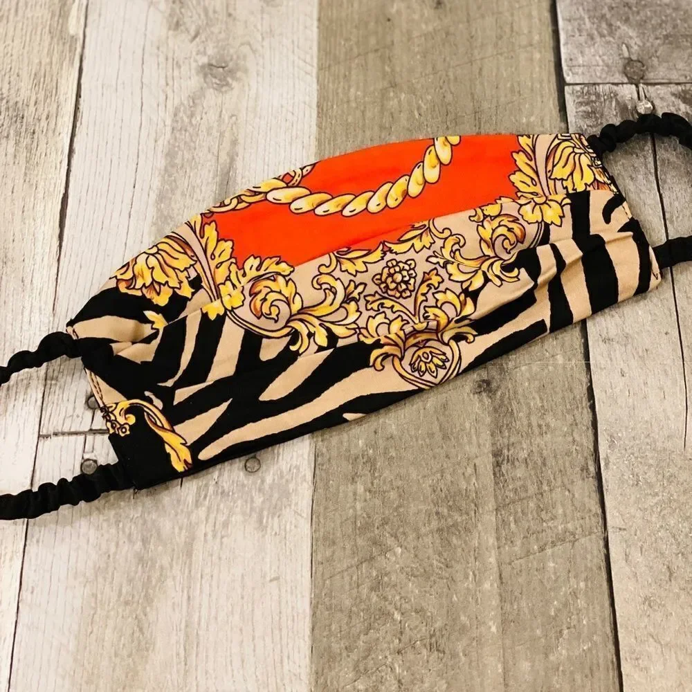 Paisley Chain Mask